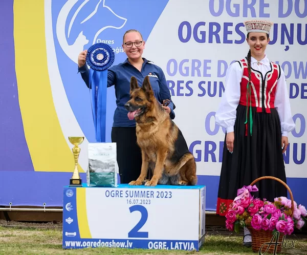 Paula Anete un Dīva Solo Rigoletto